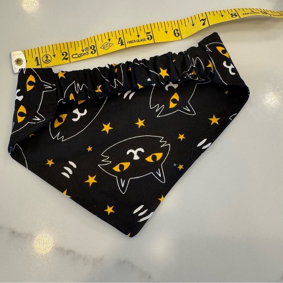 Halloween Themed Reversible Bandana with Ghosts, Pumpkins and Black cats - Picture 3 of 4
